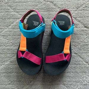 Platform sandals